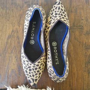 Rothy's leopard pointed toe flats